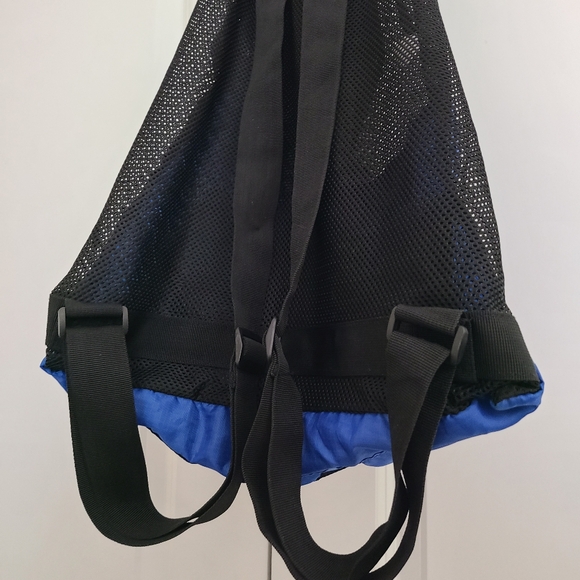 BeeGreen Blue Large Capacity Mesh Drawstring Backpack - Picture 7 of 14